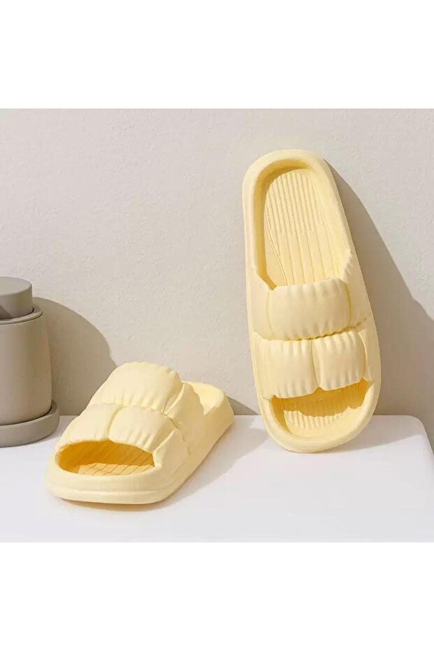 شبشب بتصميم مريح للأصابع Toe Comfort Slides