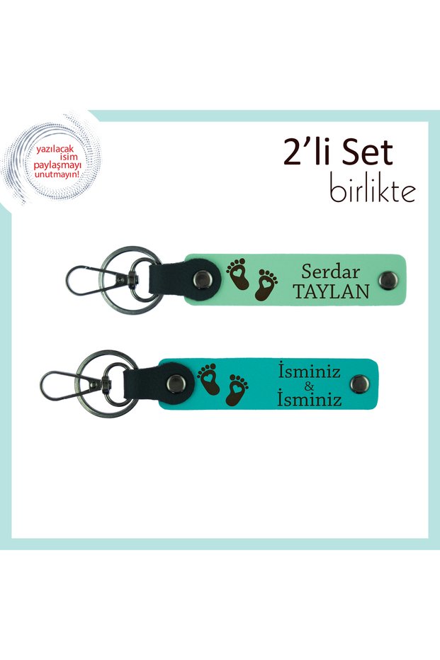 Personalized Name Writable Baby Foot Figure Keychain Set for Mom and Dad, a Green-K Turquoise