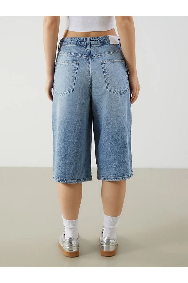 Bermuda Fit Kadın Jean Şort - 4