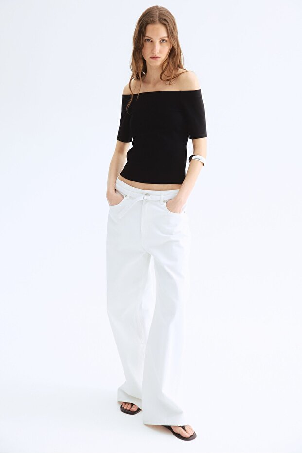 Omuzları Açık Üst - 2