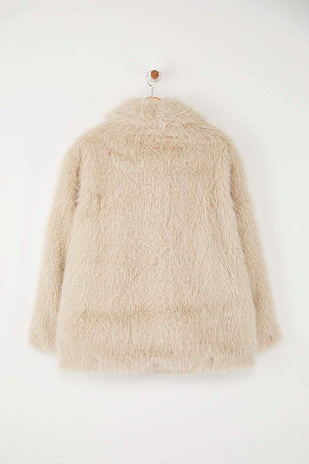 Béžové kabáty Regular Fit Fur Plus Size TBBAW25AW00000 - 11
