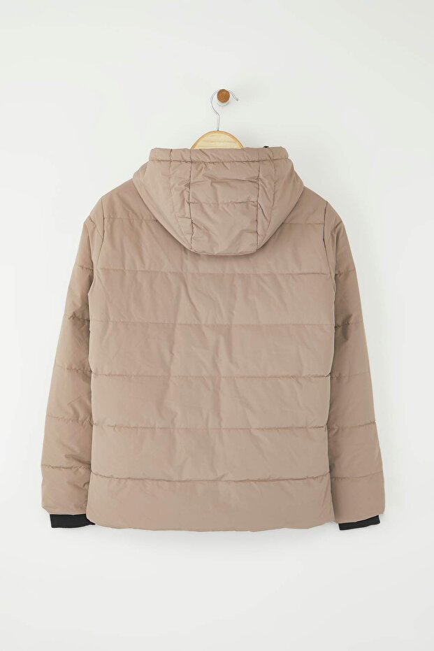 Beżowa regularna kurtka z kapturem, wodoodporna, nadmuchiwana TWOAW26MO00000 - 10
