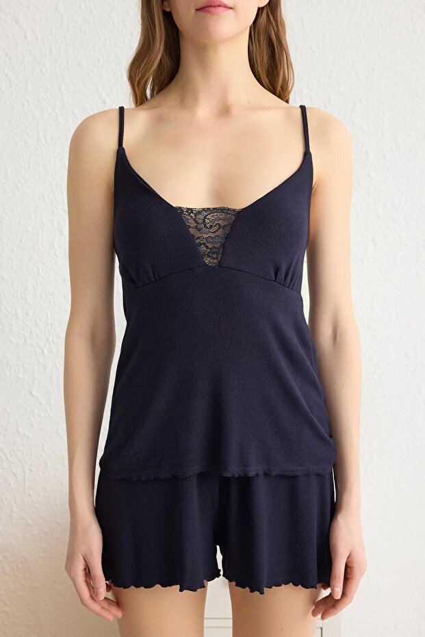 Lacivert Pamuklu Dantel Detaylı İp Askılı Fitilli Şortlu Örme Pijama Takımı THMSS25PT00078 - 3