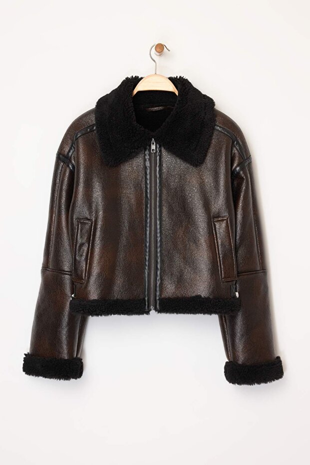 Kahverengi Oversize Kalıp Peluş Detaylı Biker Ceket Mont TWOAW25MO00032 - 10