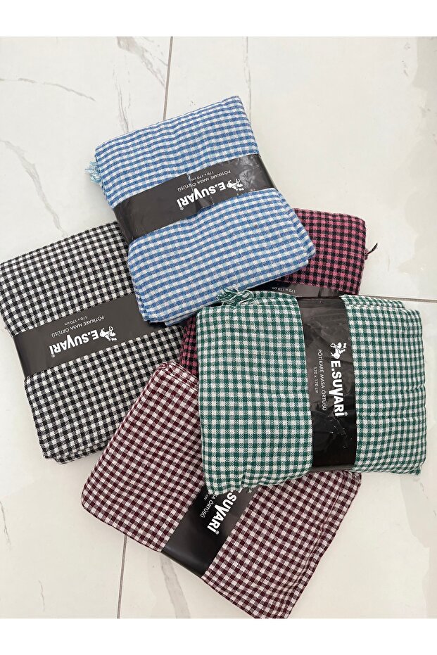 3-Piece Plaid Gingham Patterned Tablecloth - Picnic Table and Tablecloth - 1