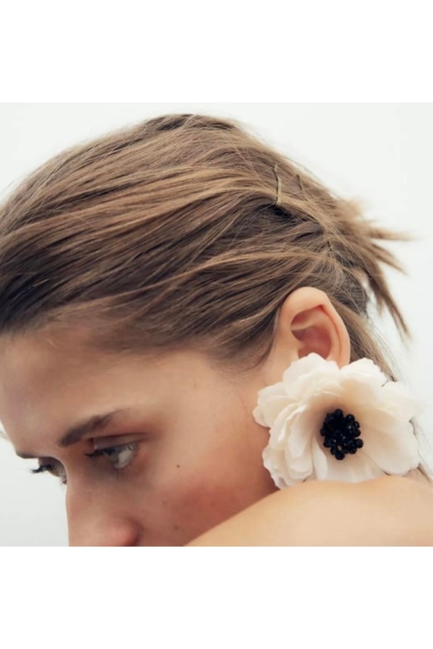 Marka model Tül çiçek küpe - 2