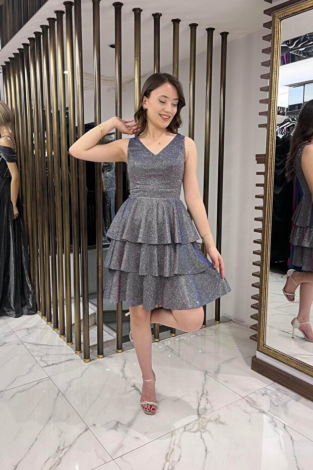 Ön Arka V Yaka Simli Katlı Elbise - 1