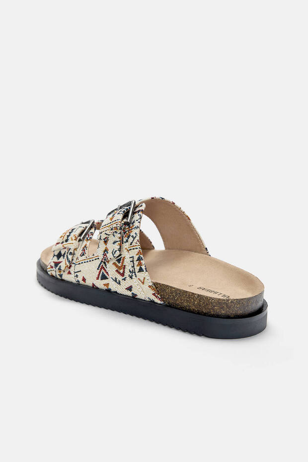 Desenli tokalı sandalet - 6