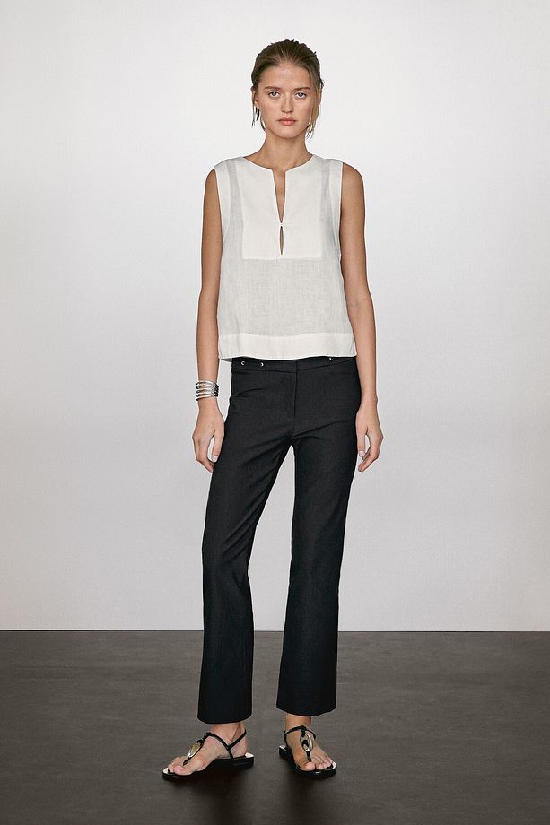 Blouse with seam detail, 100% linen - 1