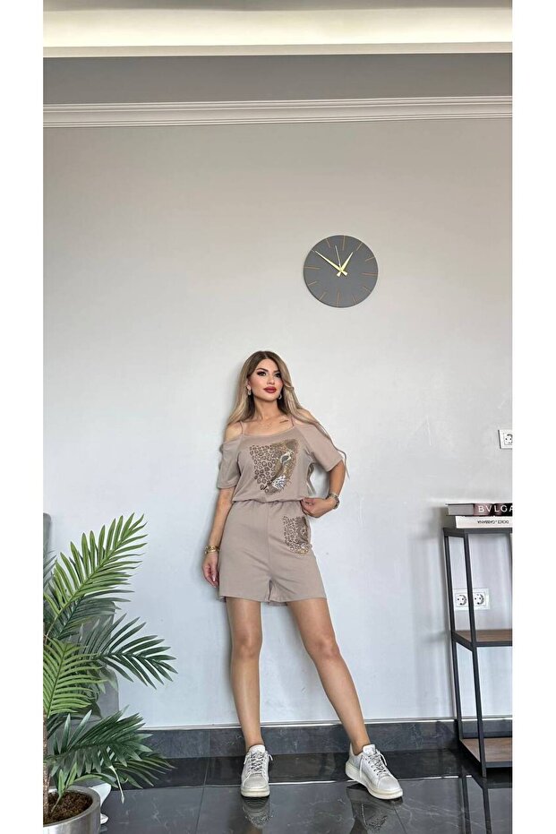 Yeni Sezon Şortlu Tulum - 1