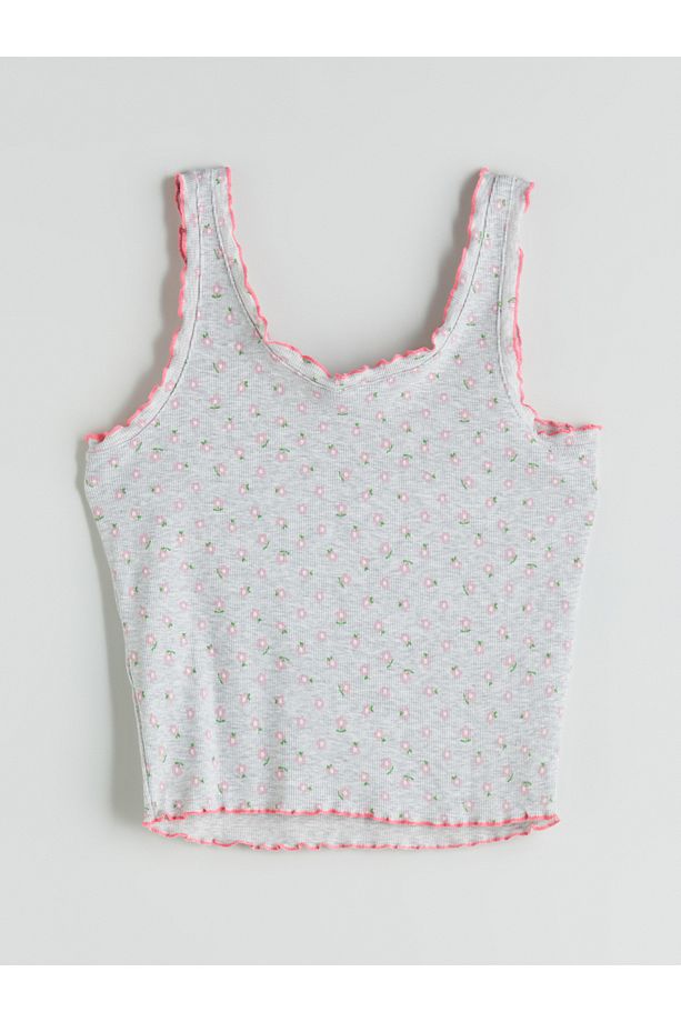 U Yaka Çiçekli Kadın Şortlu Pijama Takım - 3