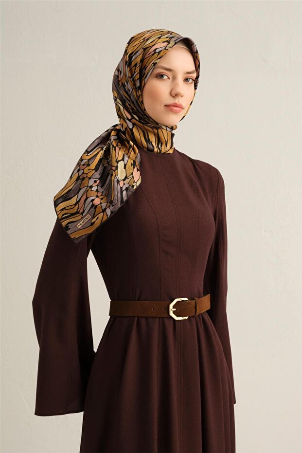 وشاح حرير تيفيل 9335-50 نمط مختلط أخضر