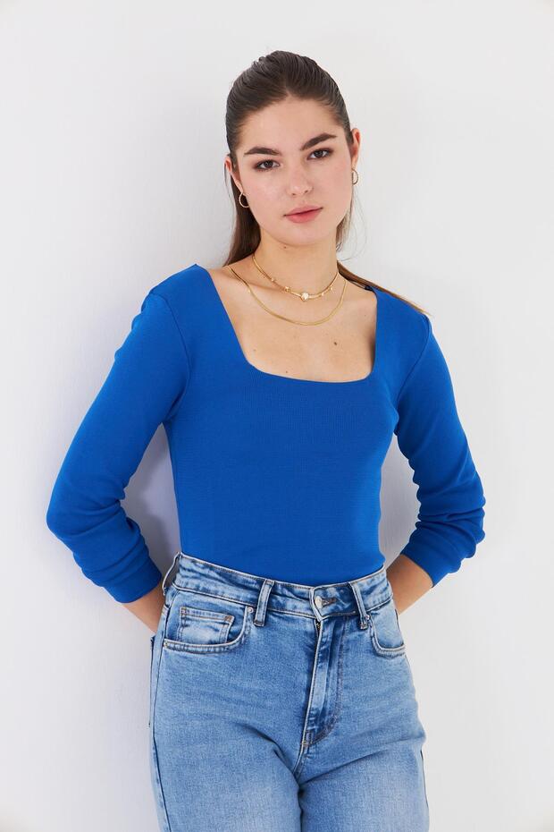 Geniş Yaka Triko - 1