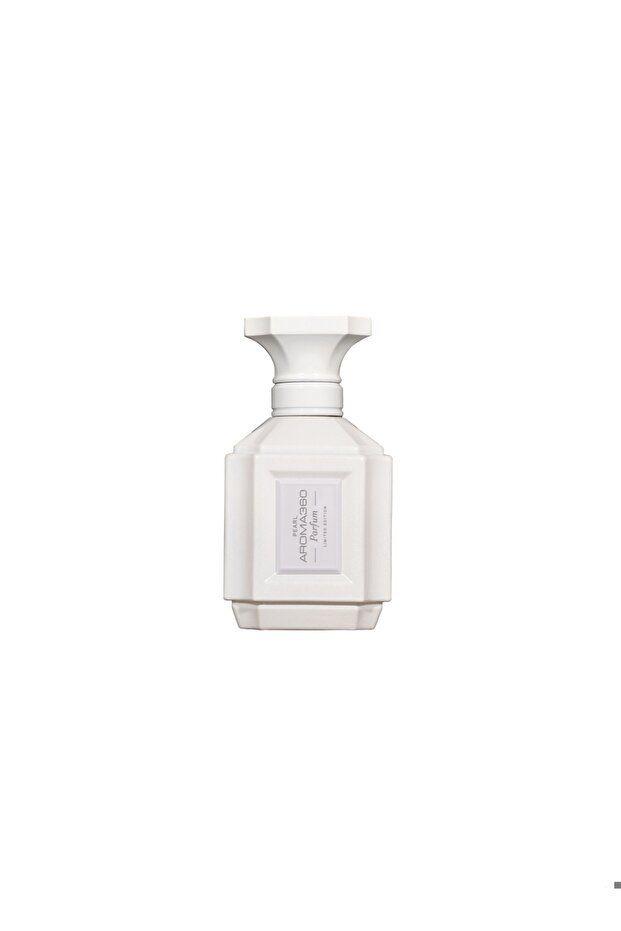 Parfum - Scents Include Black Currant, Grapefruit, Heliotrope & Sandalwood - Pearl, 50mL