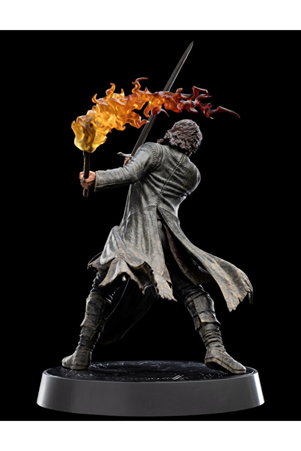 ARAGORN PVC STATUE - 2
