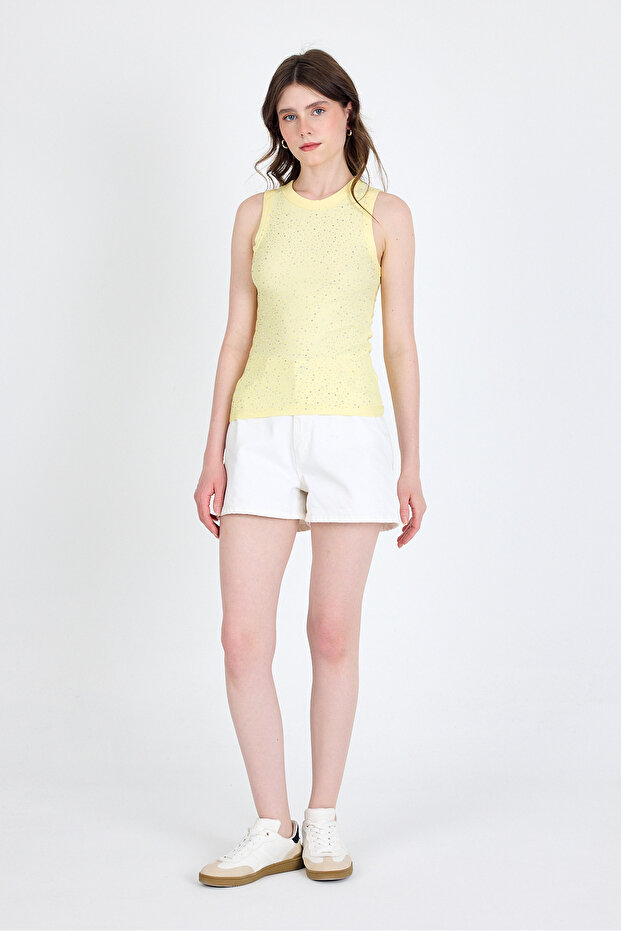 قميص داخلي محبوك برقبة رسن مفصلة من الحجر الأصفر 0349 - 6