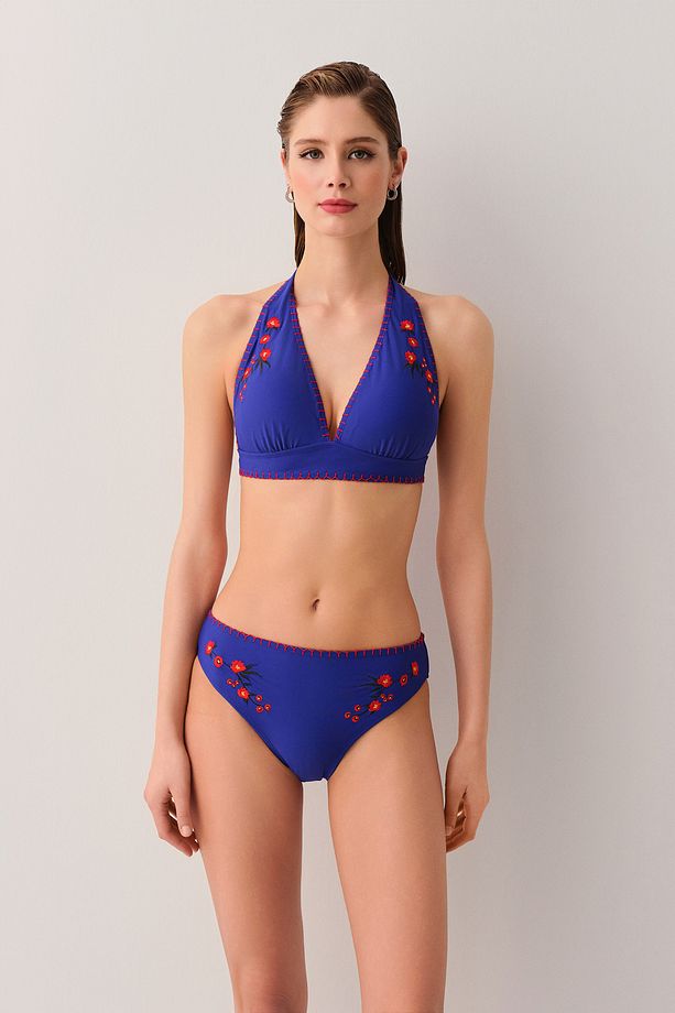 Bohem V Dekolteli Kroşeta Detaylı Bikini Üst - 3