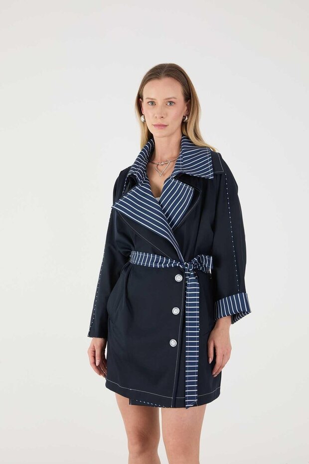 8032 TRENÇ LACi - 1