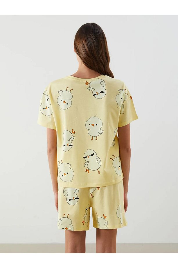 LCW Young Sari Bisiklet Yaka Baskılı Kadın Şortlu Pijama Takımı - 4
