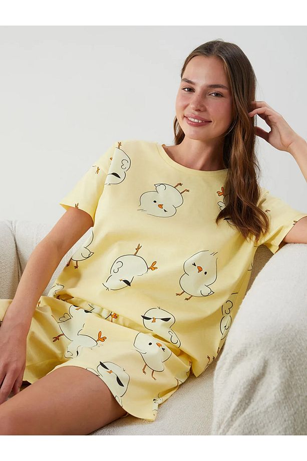 LCW Young Sari Bisiklet Yaka Baskılı Kadın Şortlu Pijama Takımı - 1