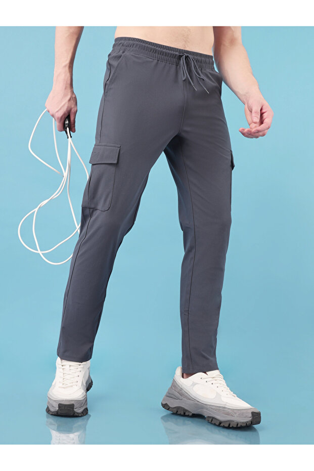 بنطال كارغو مطاطي سادة مع رباط - 4