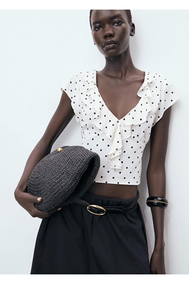 Fırfırlı puantiyeli bluz - 1