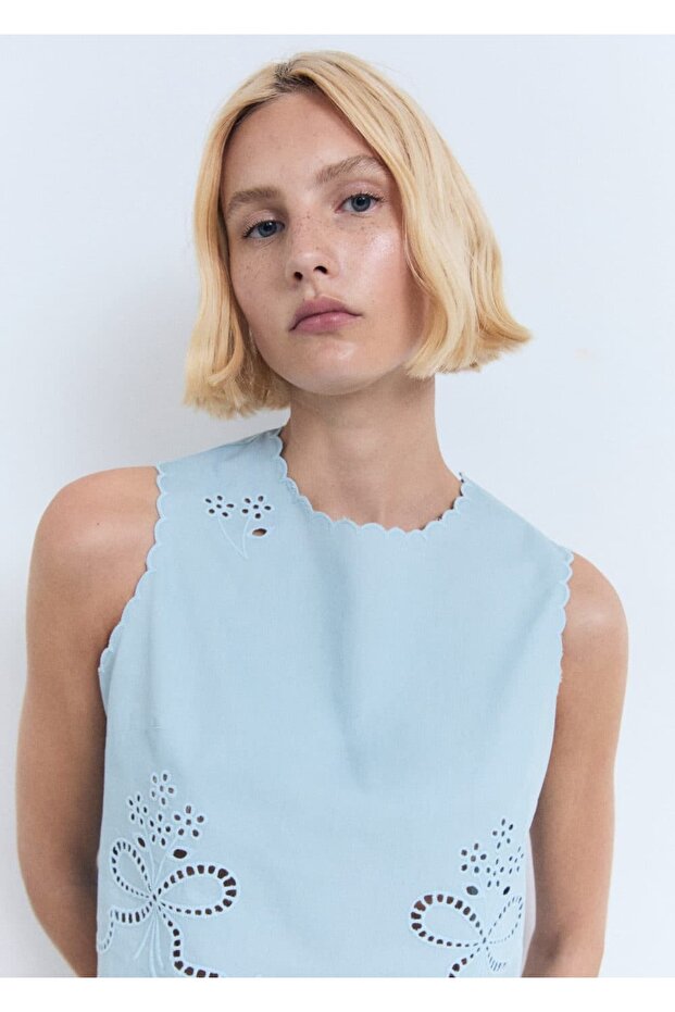 İşlemeli crop bluz - 4