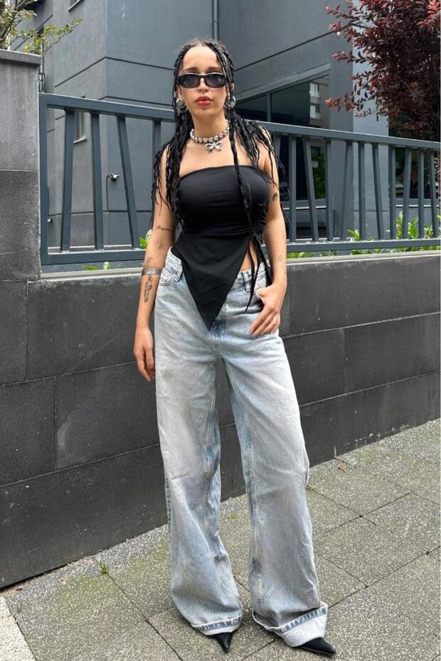 Asymmetrical Gathered Strapless Blouse - 4