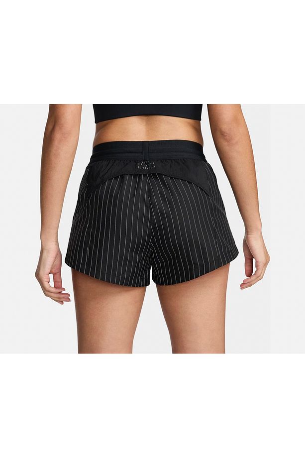 Run Division Reflective Mid-Rise 7.5cm (approx.) Brief-Lined Running Kadın Şort - 2