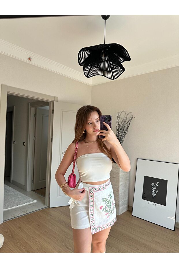 Nakış Detaylı Şort Etek Ekru - 1