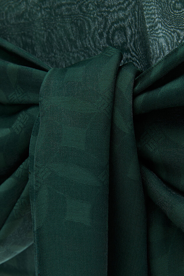 Amblem Detaylı Şal - 2