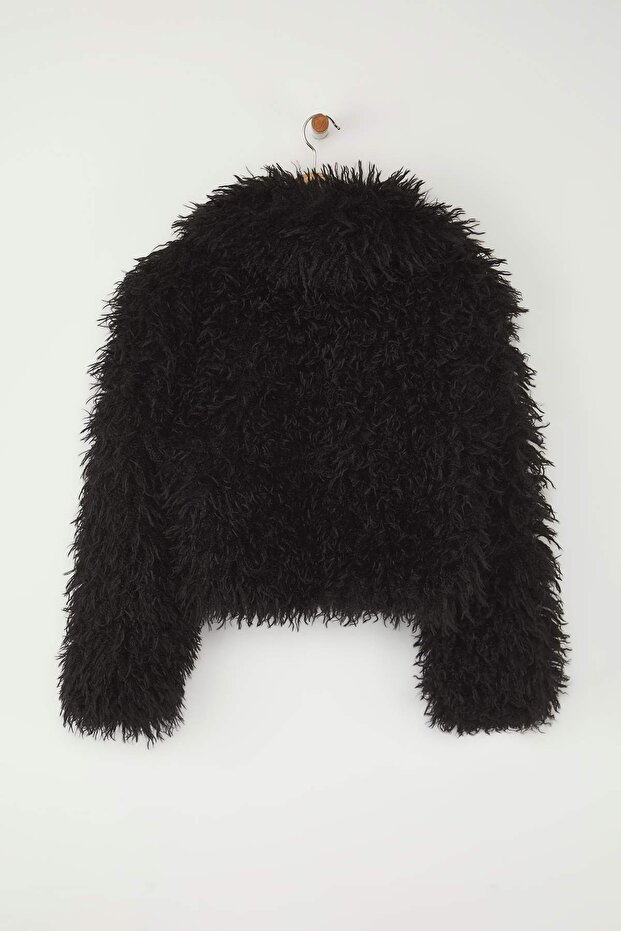 Czarny oversize'owy wzór futra płaszcz TWOAW26MO00051 - 6