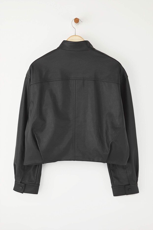 Siyah Oversize Kalıp Suni Deri İnce Ceket Mont TWOAW26MO00034 - 8
