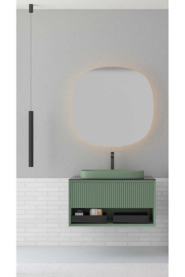 LAGOS BANYO DOLABI - 1