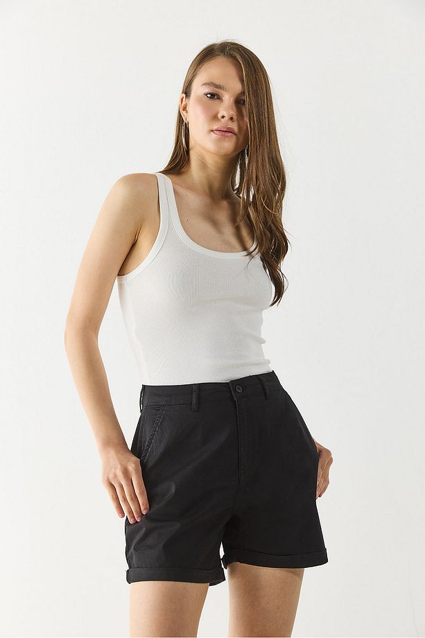 Helen Yüksek Bel Gabardin Bermuda Şort - SİYAH - 8