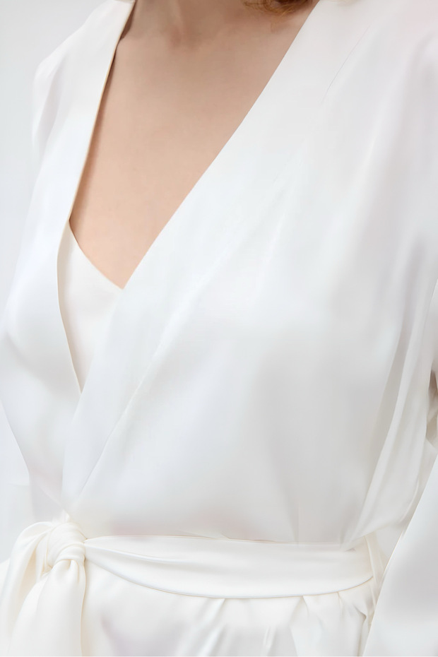 Rochie de mireasă lungă, simplă, brodata roz - 4