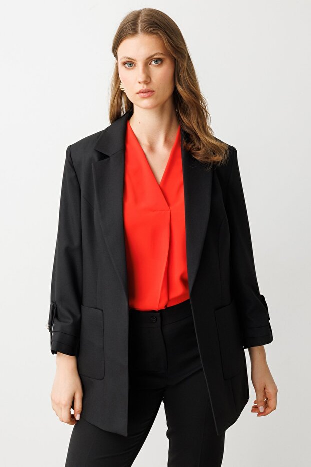 Pleated Jacket with Bag Pockets - 1