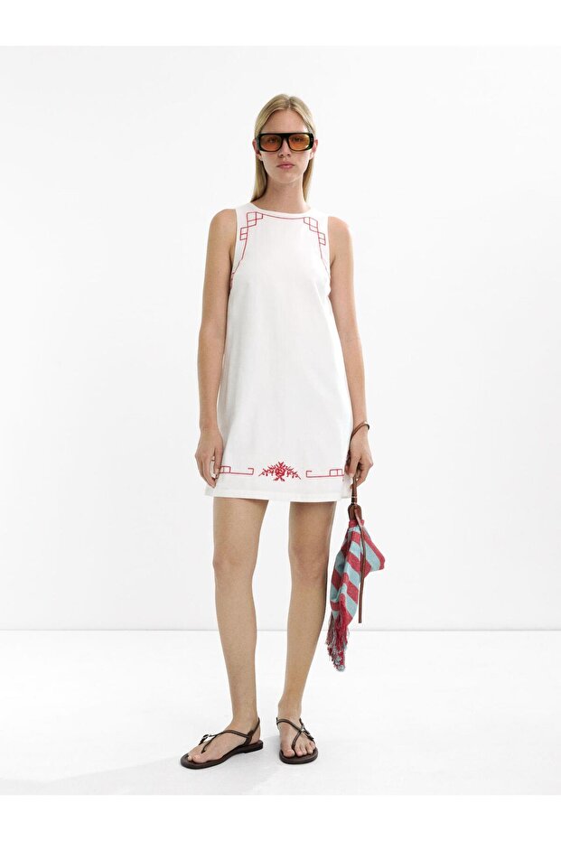 Nakışlı Kısa Elbise - 1