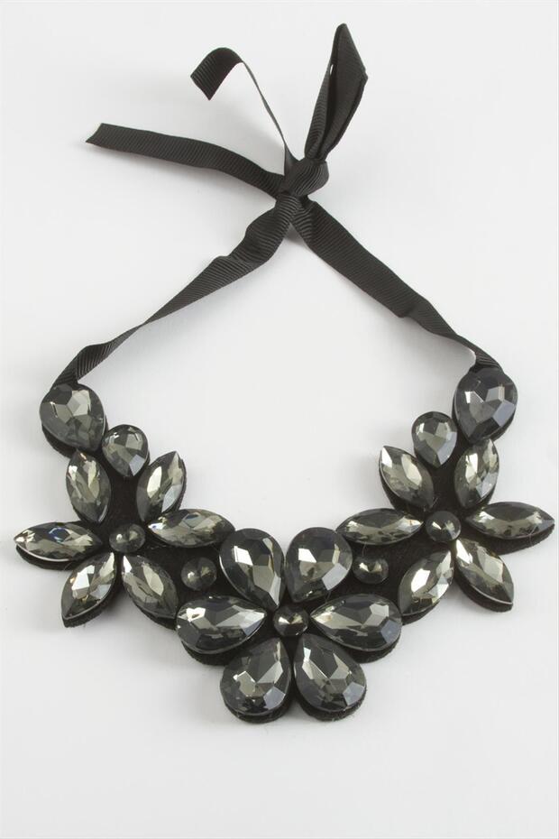Flower Stone Collar Necklace