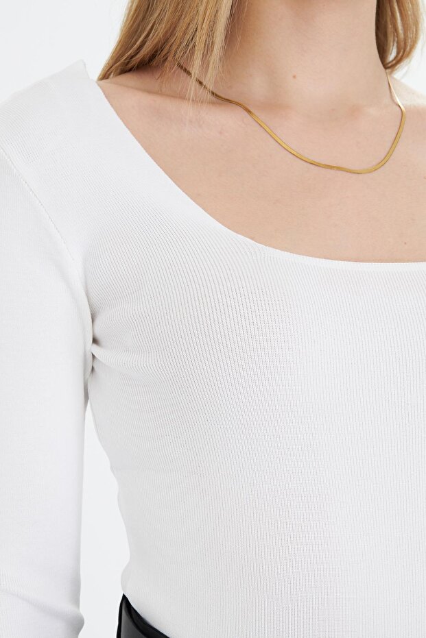 Geniş Yaka Triko - 4