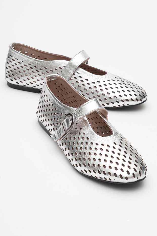 Ari̇an Silver Genuine Leather Perforated Women's Ballerina Shoes