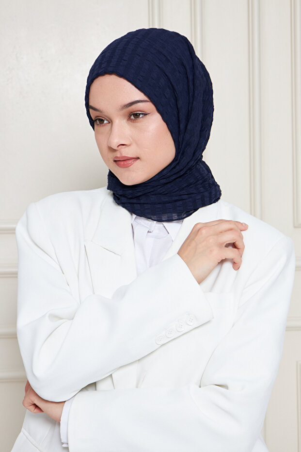 شال شيفون آريا مخطط متدرج - أزرق داكن -