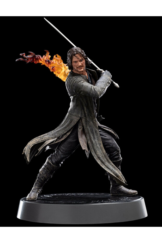 ARAGORN PVC STATUE - 4