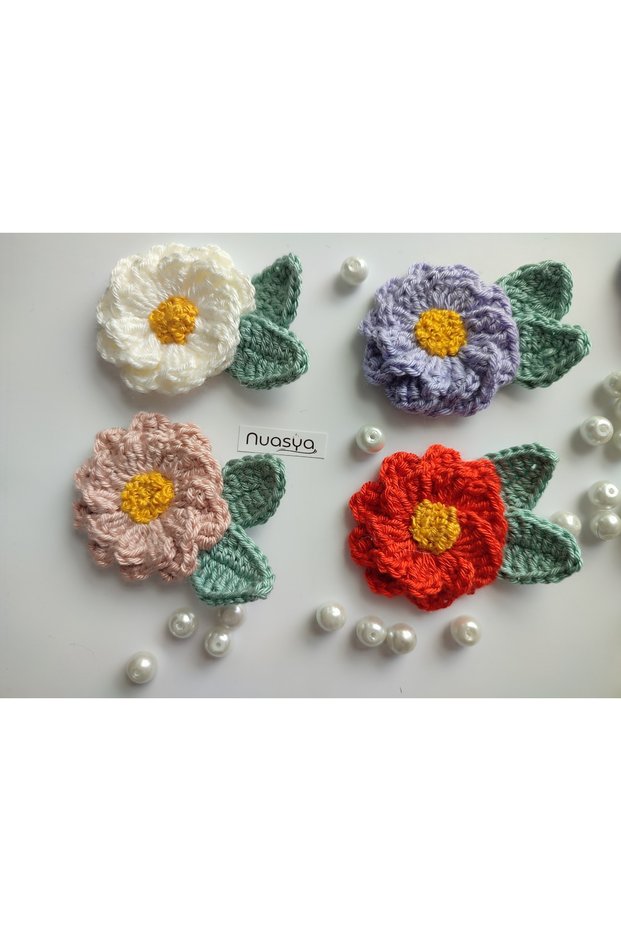 4-Piece Colorful Weasel Model Hair Clip – Hair Accessory for Women and Girls