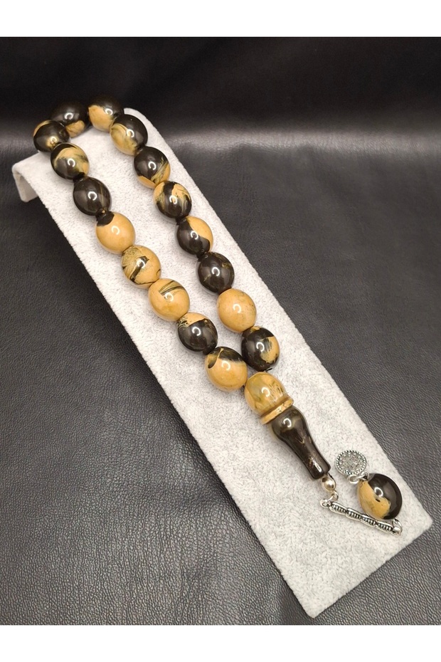 Black Caramel Color Patterned 17-Piece Mascot Powder Amber Prayer Beads