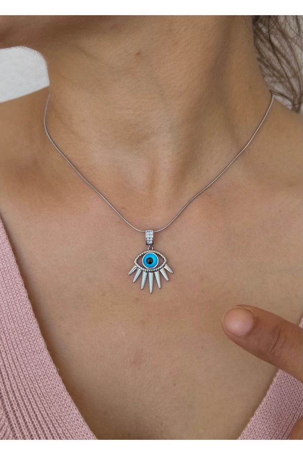 Sihra Accessories Steel Chain Blue Color Eye Detail Necklace Silver Color