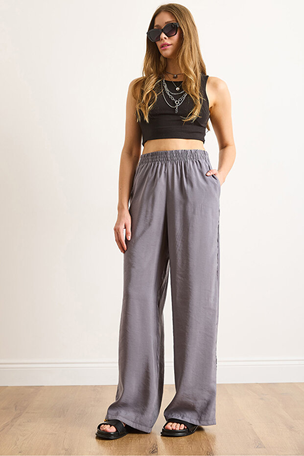 Women's Smoked Modal Elastic Waist Pocketed Draped Trousers Pnt-19000353