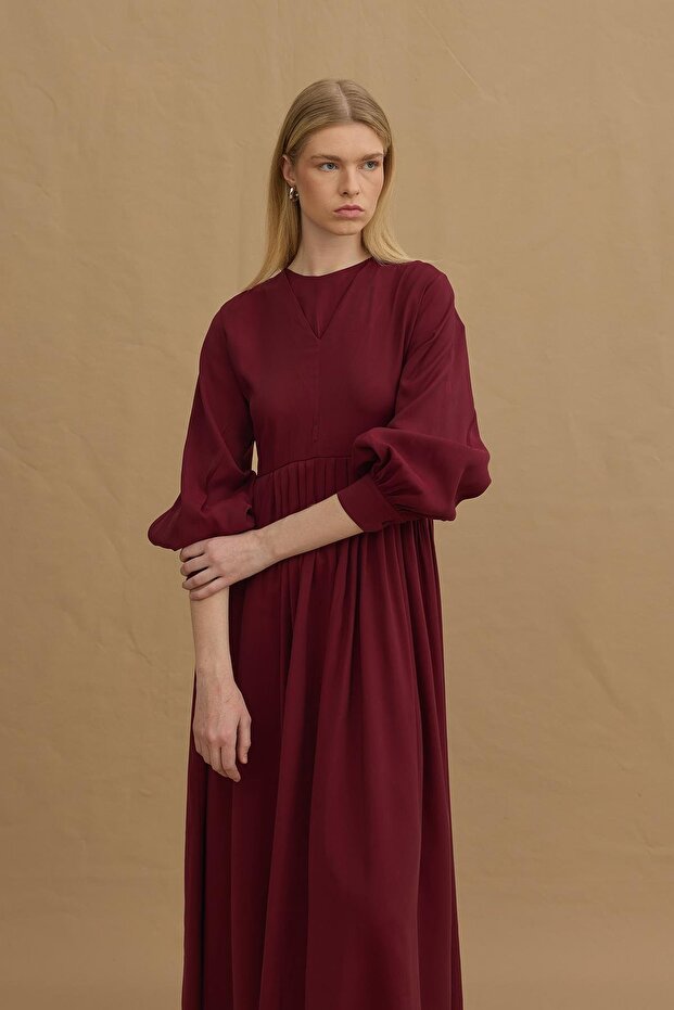 V-Neck Pleated Tencel Dress Burgundy