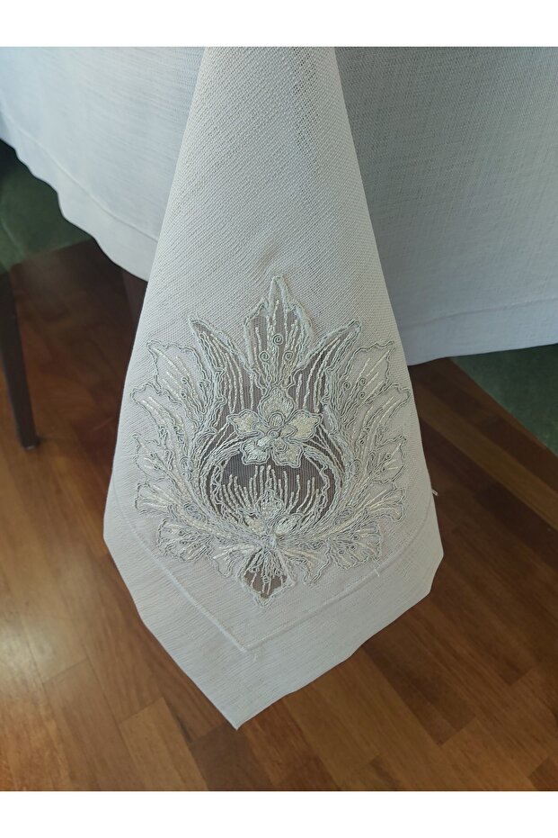 Masa örtüsü - 2