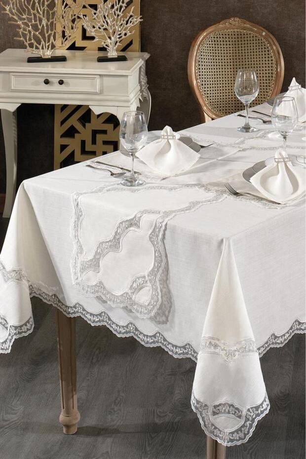 Linen Dinnerware Set with French Lace - 26 Pieces Cream